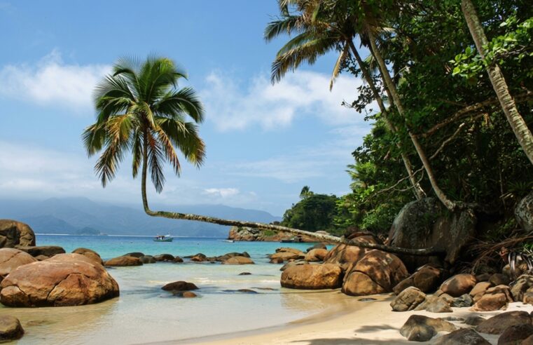 Aventureiro: Uma das Praias mais Isoladas da Ilha Grande
