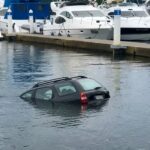 carro-cai-no-mar-praia-da-ribeira-angra-dos-reis