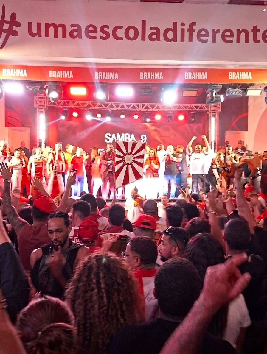 Trio de compositores de Angra vence disputa de samba-enredo e faz dobradinha em escolas do Rio