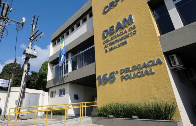 PM apreende pistola 9 mm, munições e drogas no Parque Mambucaba, em Angra