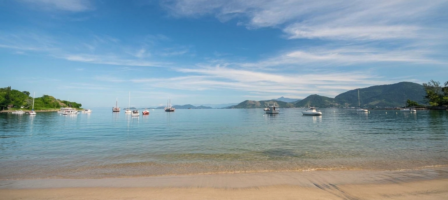 Praia da Biscaia: Conheça uma das principais praias de Angra dos Reis